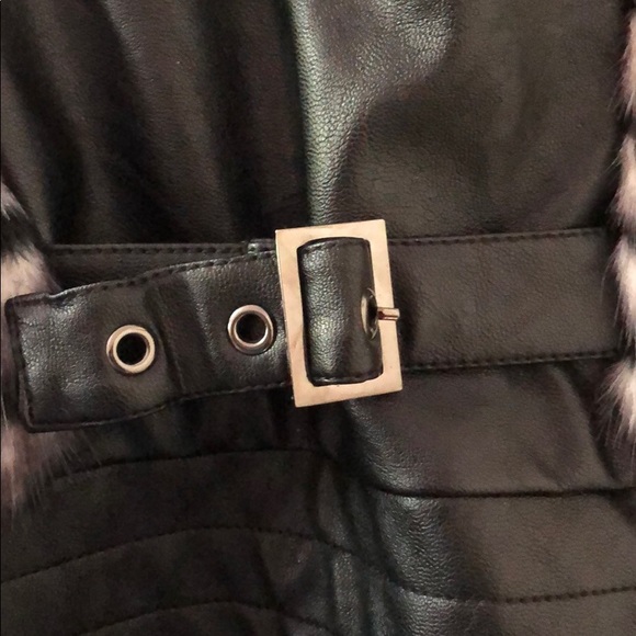Fashionable Vest , l Fur , Animal print & leather - Picture 8 of 8